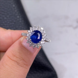 Customized Sapphire Jewelry Ring