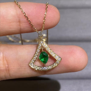Customized Emerald Jewelry Pendant